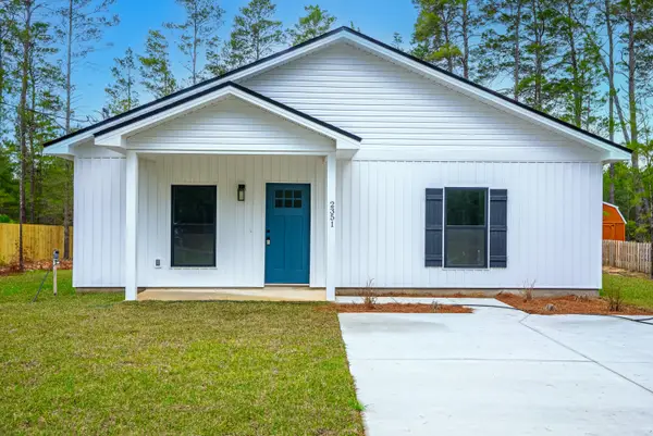 2351 Dumajack Road, Chipley, FL 32428