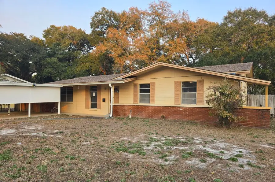26 Caswell Circle, Mary Esther, FL 32569 - #2