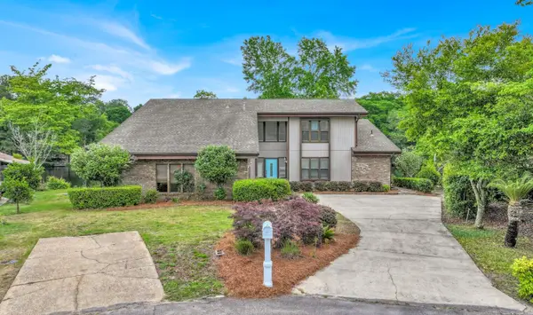 645 Carr Drive, Niceville, FL 32578