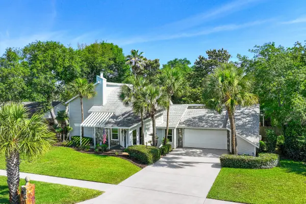 90 W Country Club Drive, Destin, FL 32541