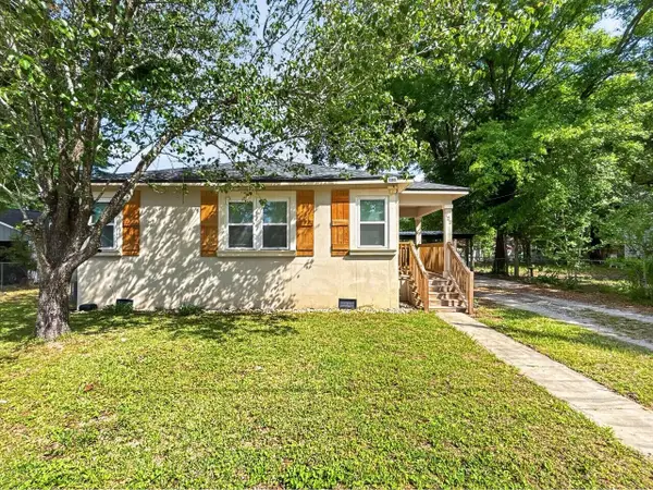 722 Powell Drive, Niceville, FL 32578