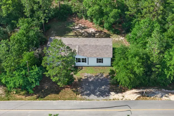 158 W Violet Lane, DeFuniak Springs, FL 32433