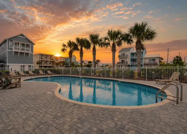 1490 Seaside Circle, Navarre, FL 32566