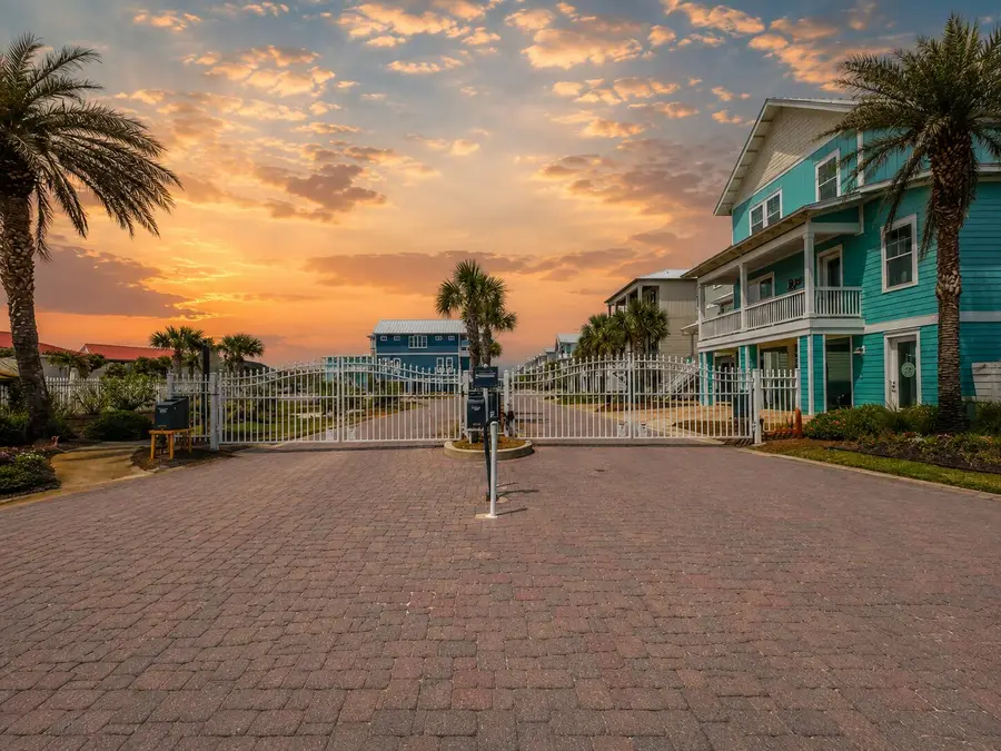 1490 Seaside Circle, Navarre, FL 32566 - #2