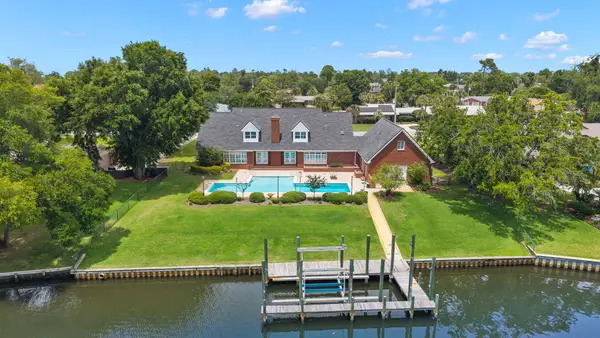 2806 Canal Drive, Panama City, FL 32405