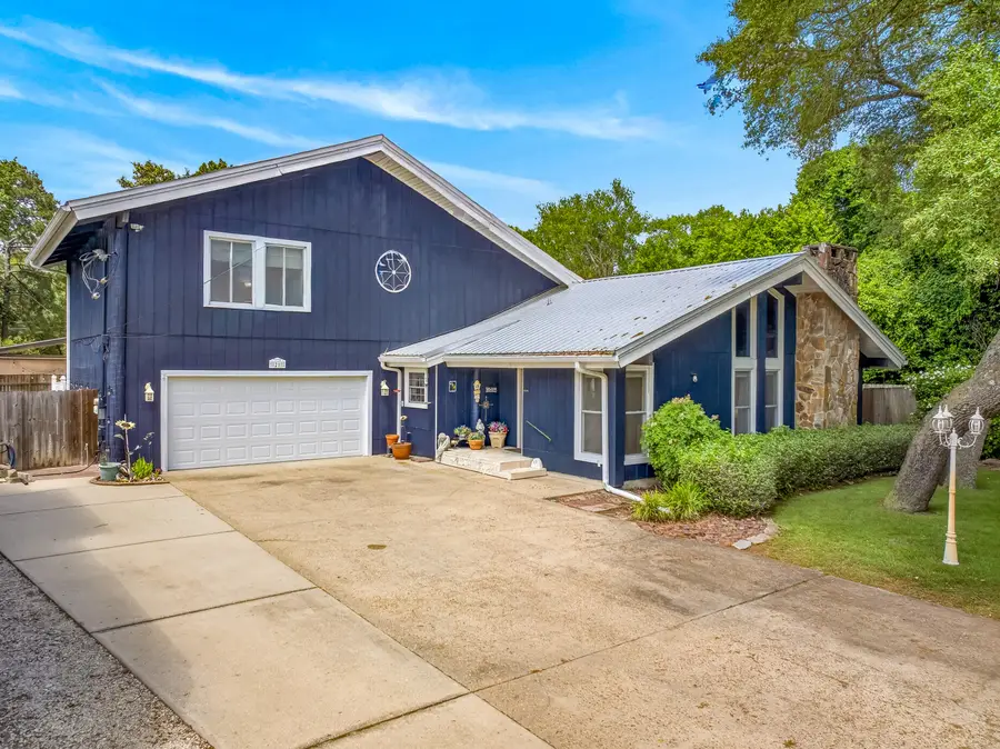 21 NE Wedgewood Lane, Fort Walton Beach, FL 32547 - #2