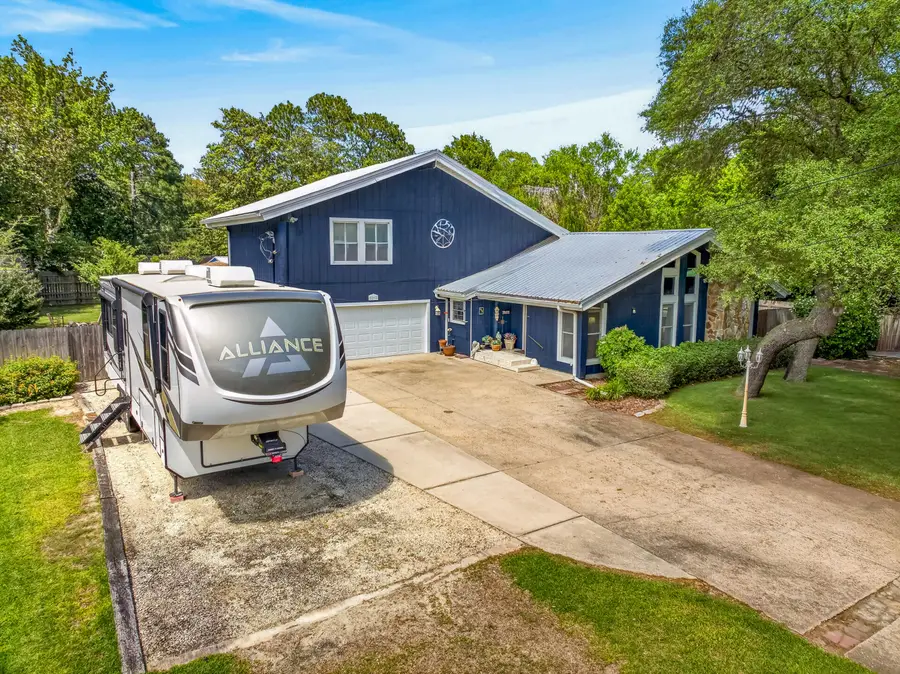 21 NE Wedgewood Lane, Fort Walton Beach, FL 32547 - #3