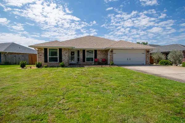 9687 Parker Lake Circle, Navarre, FL 32566