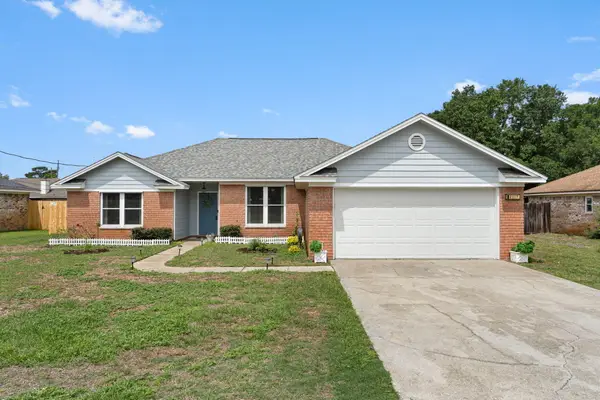 2317 Mary Anne Circle, Navarre, FL 32566