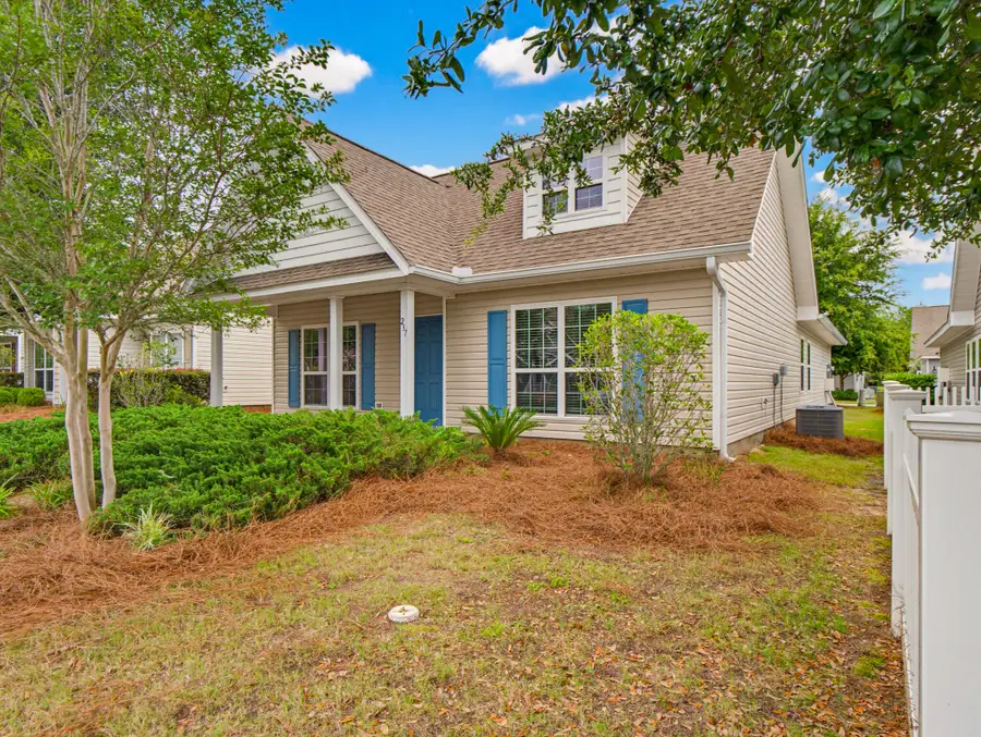 237 Nelly Street, Freeport, FL 32439 - #2