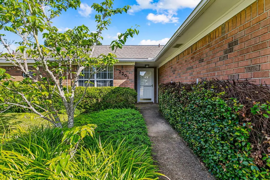 2201 Wedgewood Court, Navarre, FL 32566 - #2