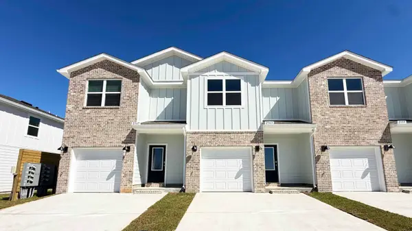 2351 Cliff Hollow Circle, Gulf Breeze, FL 32563