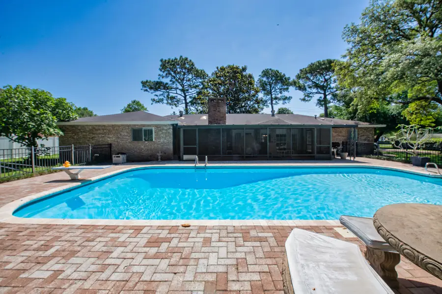 645 NE Country Club Avenue, Fort Walton Beach, FL 32547 - #3