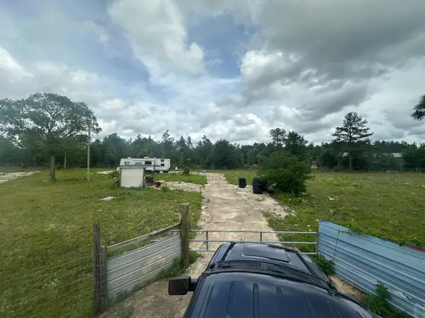 37 Ferreira Lane, DeFuniak Springs, FL 32433