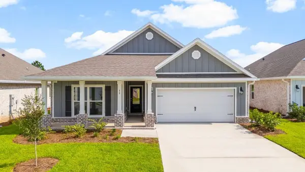 104 E Gray Owl Drive, Freeport, FL 32439