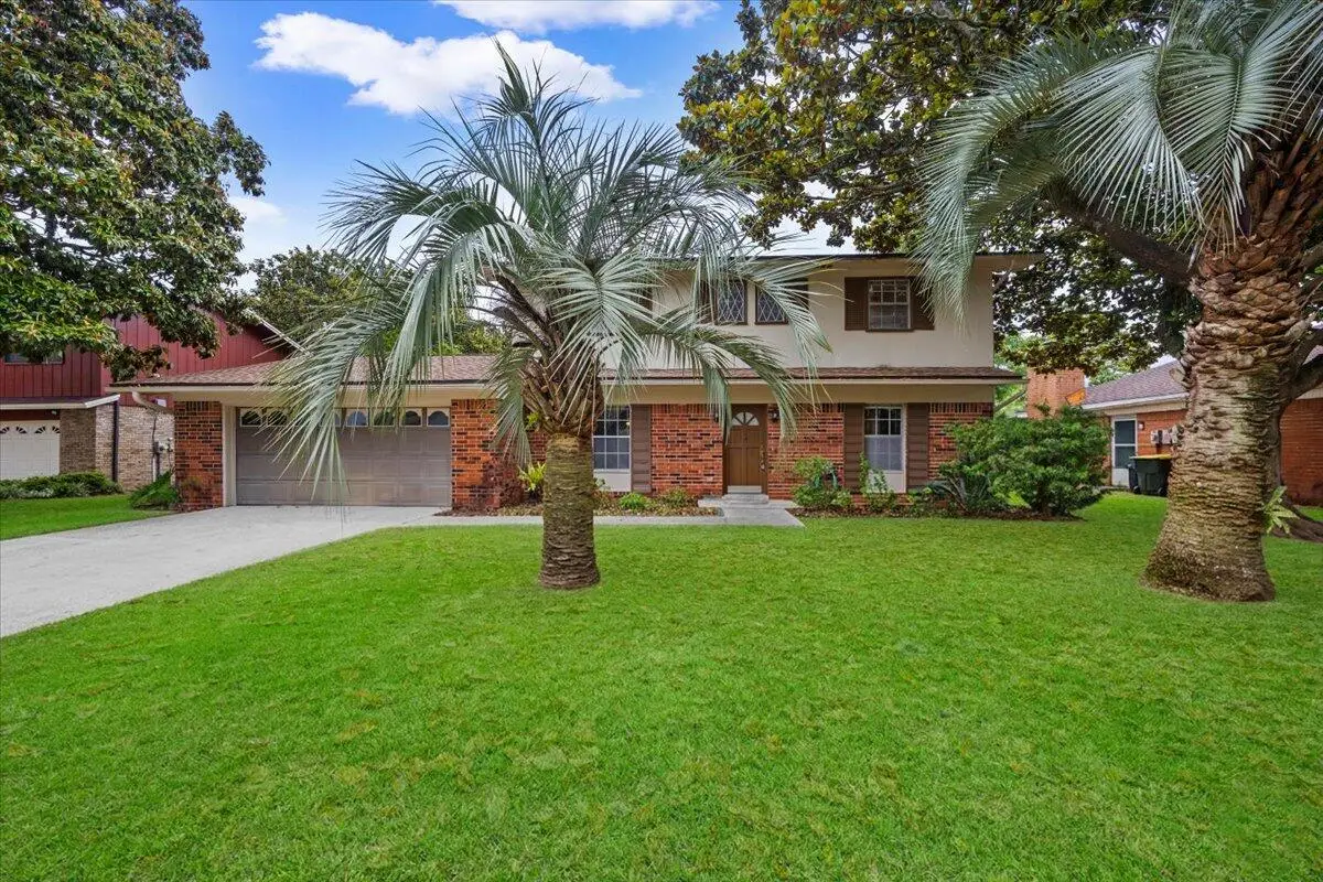 6 NE Stamford Avenue, Fort Walton Beach, FL 32547 - #1