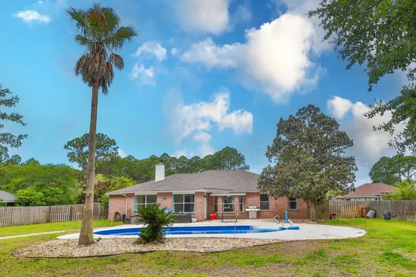 2348 Tumbleweed Drive, Navarre, FL 32566