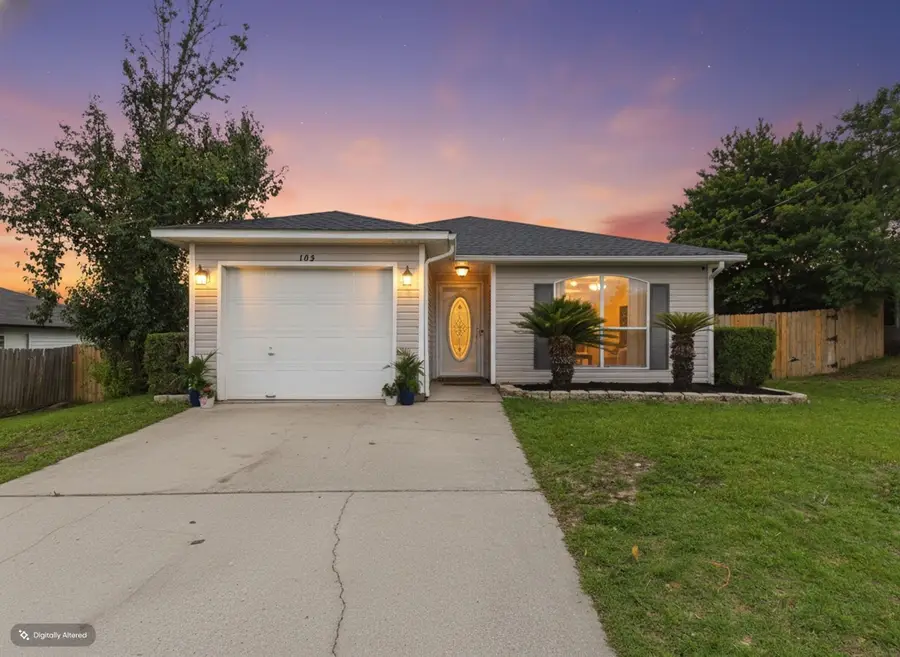 105 Aqua Drive, Crestview, FL 32536 - #2