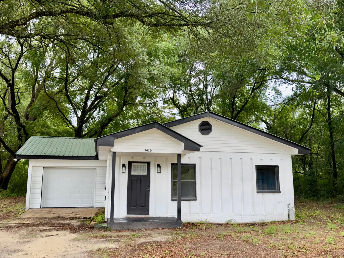 5410 Malcolm Tucker Avenue, Crestview, FL 32536 - #1