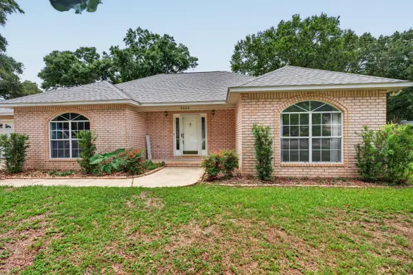 5605 Richmond Court, Pace, FL 32571