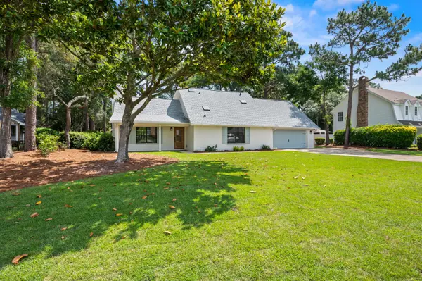 829 S Turnberry Cove, Niceville, FL 32578