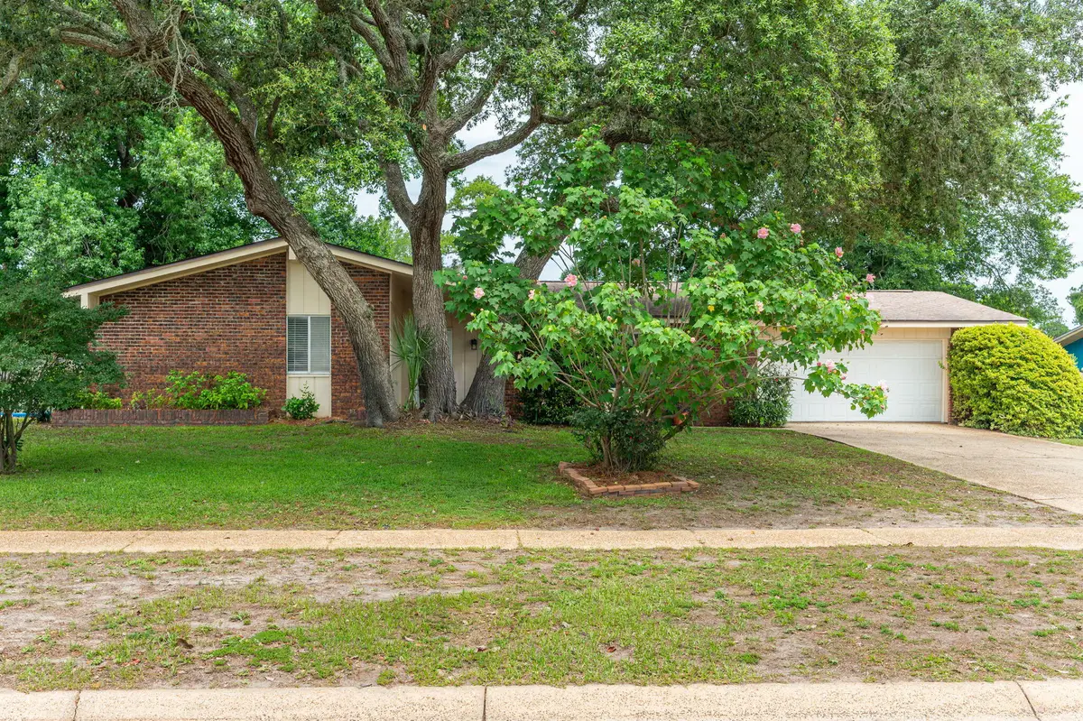 349 Marie Circle, Fort Walton Beach, FL 32548 - #1