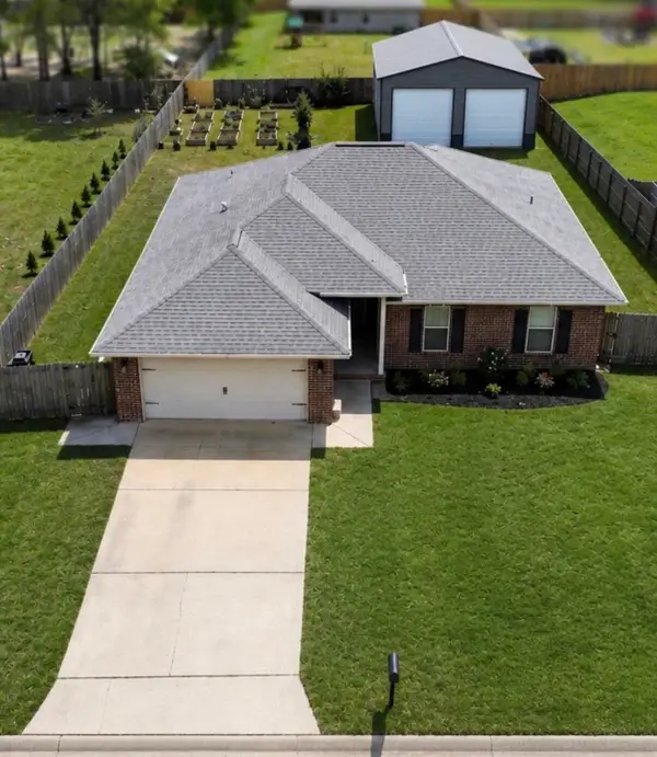 8803 Bluebell Street, Milton, FL 32583