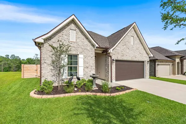 101 Hydrangea Boulevard, Freeport, FL 32439
