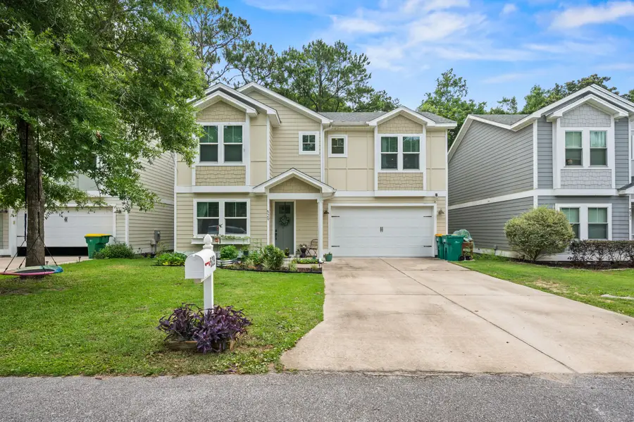 529 Maple Avenue, Niceville, FL 32578 - #3