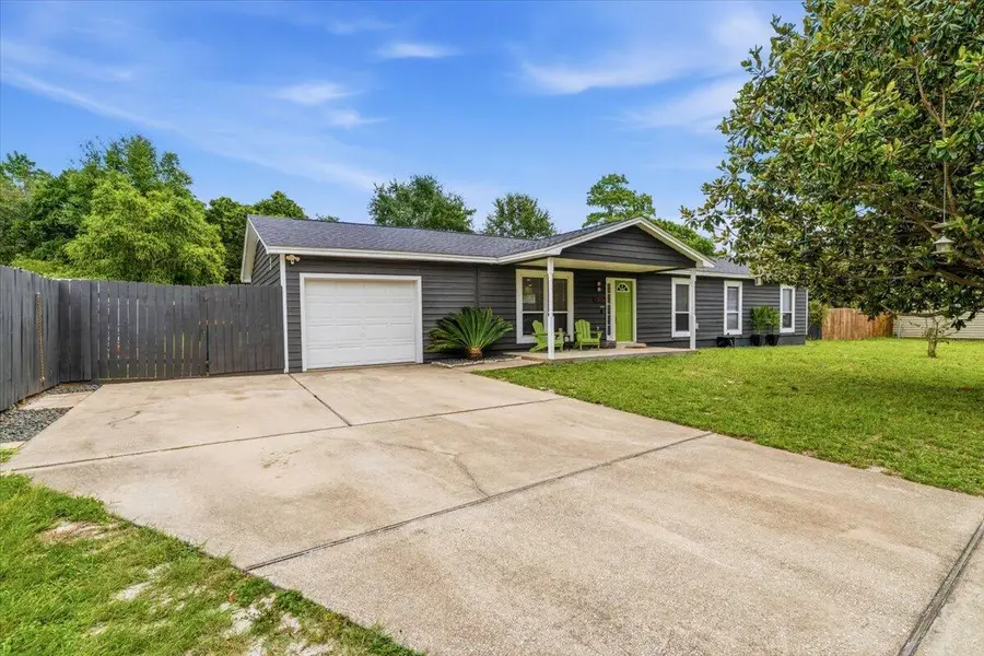 315 Morgan Lane, Mary Esther, FL 32569 - #3