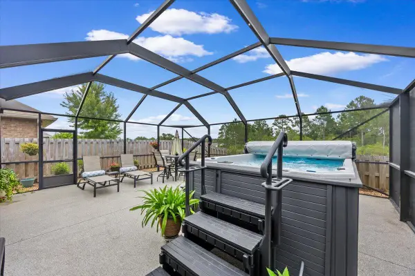 1692 Waterford Sound Boulevard, Gulf Breeze, FL 32563