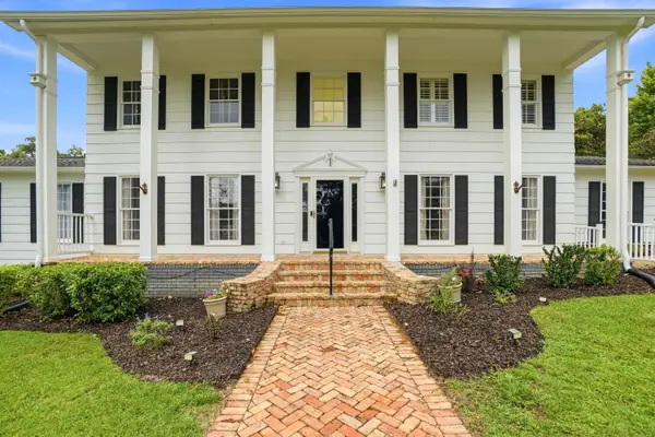 9511 Scenic Highway, Pensacola, FL 32514