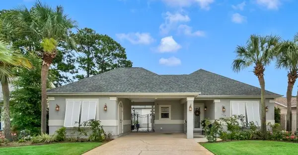 1624 Llani Lane, Gulf Breeze, FL 32563