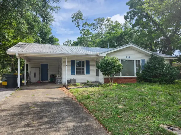 229 NW Holmes Boulevard, Fort Walton Beach, FL 32548