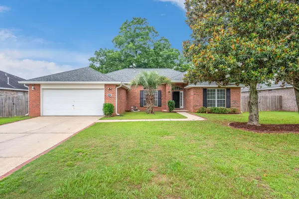 5621 N Brook Drive, Crestview, FL 32539