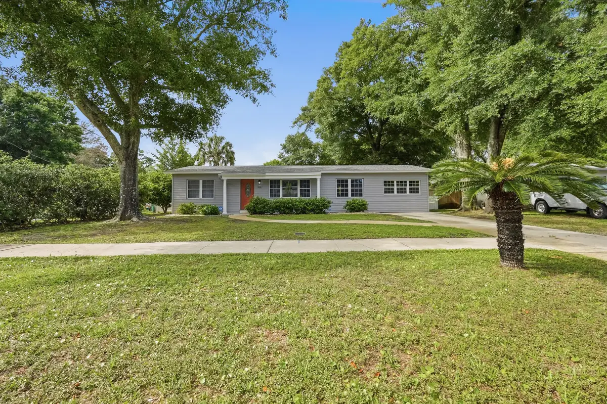 514 E Hollywood Boulevard, Mary Esther, FL 32569 - #1