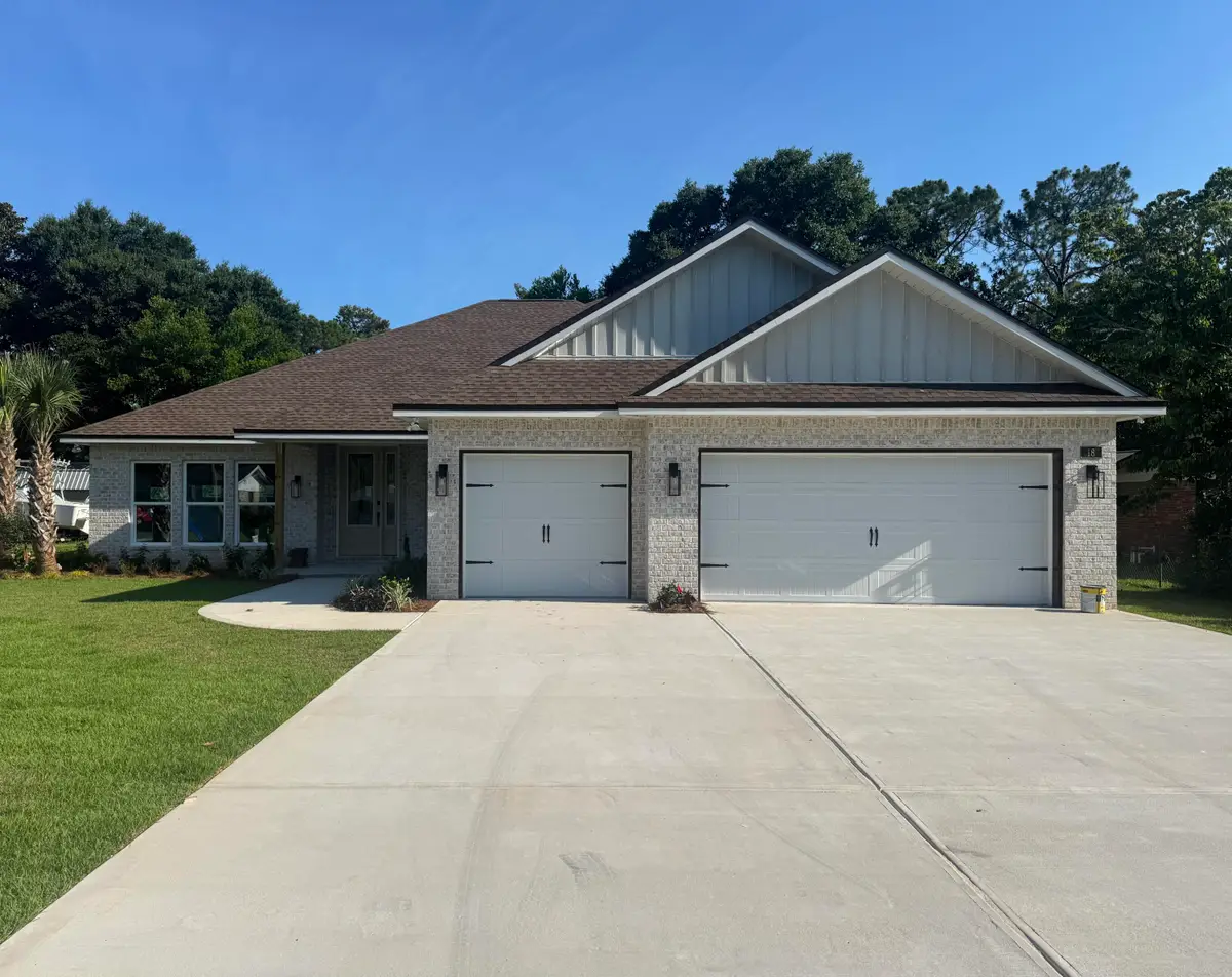 18 Walnut Avenue, Shalimar, FL 32579 - #1