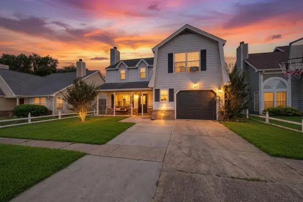 410 Woodland Park Circle, Mary Esther, FL 32569