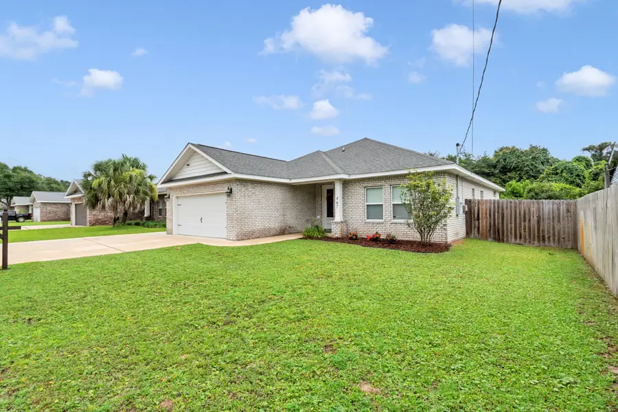467 Sara Avenue, Mary Esther, FL 32569 - #2