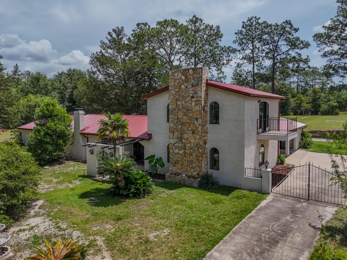 4594 State Highway 83 Highway, Defuniak Springs, FL 32433 - #1