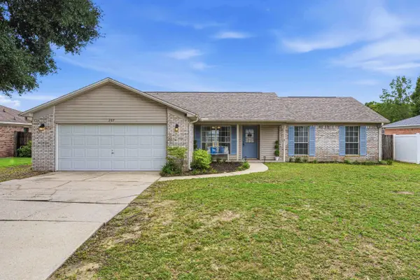 207 Secretariat Drive, Crestview, FL 32539