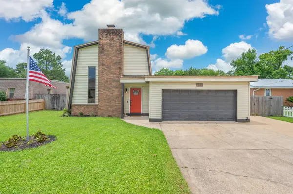 618 Russell Boulevard, Fort Walton Beach, FL 32547