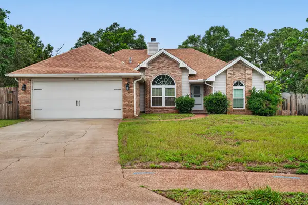 519 E Timberlake Drive, Mary Esther, FL 32569