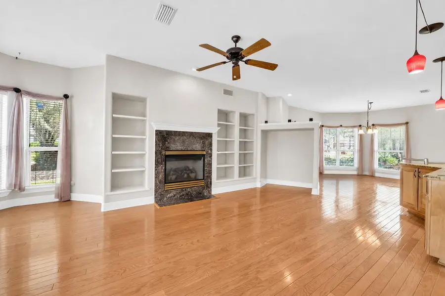 511 Fallin Water Drive, Mary Esther, FL 32569 - #3
