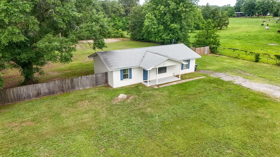 5213 State Highway 83, Defuniak Springs, FL 32433 - #2