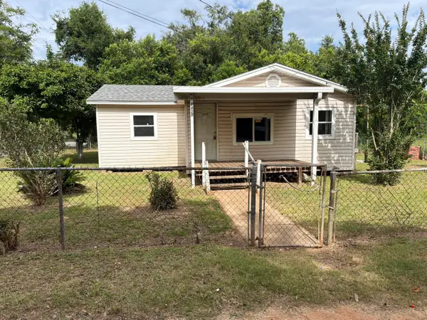2420 N U Street, Pensacola, FL 32505