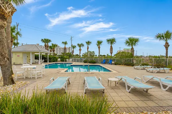 8436 Gulf Boulevard #UNIT 613, Navarre, FL 32566