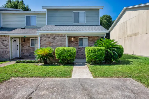 4 NW Cinderella Lane #A, Fort Walton Beach, FL 32547