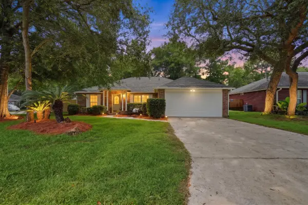 2806 Wilson Lane, Crestview, FL 32539