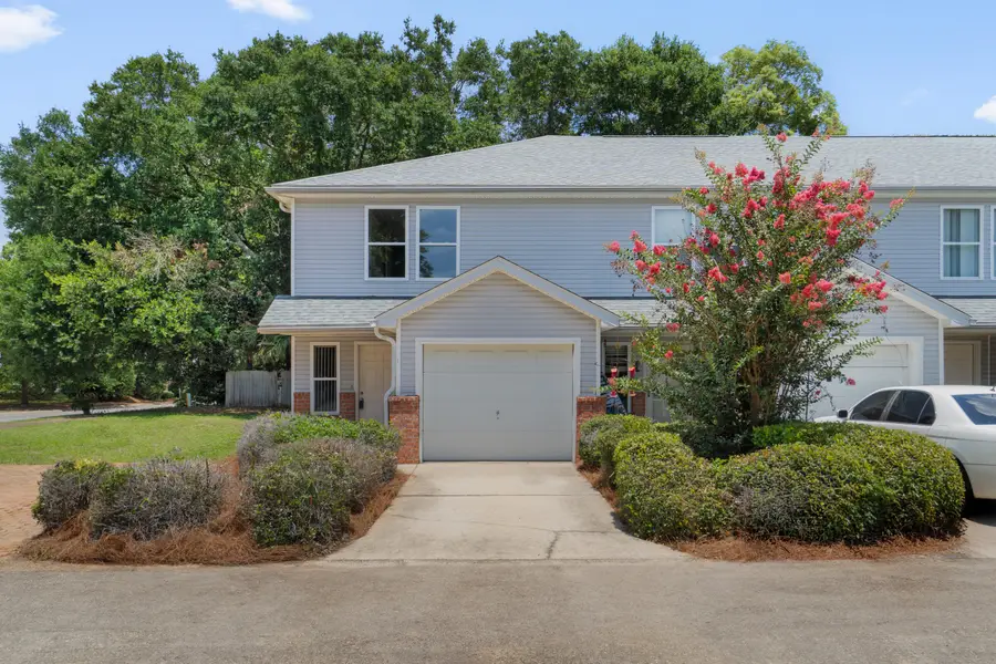 10 SE Park Circle #A1, Fort Walton Beach, FL 32548 - #2
